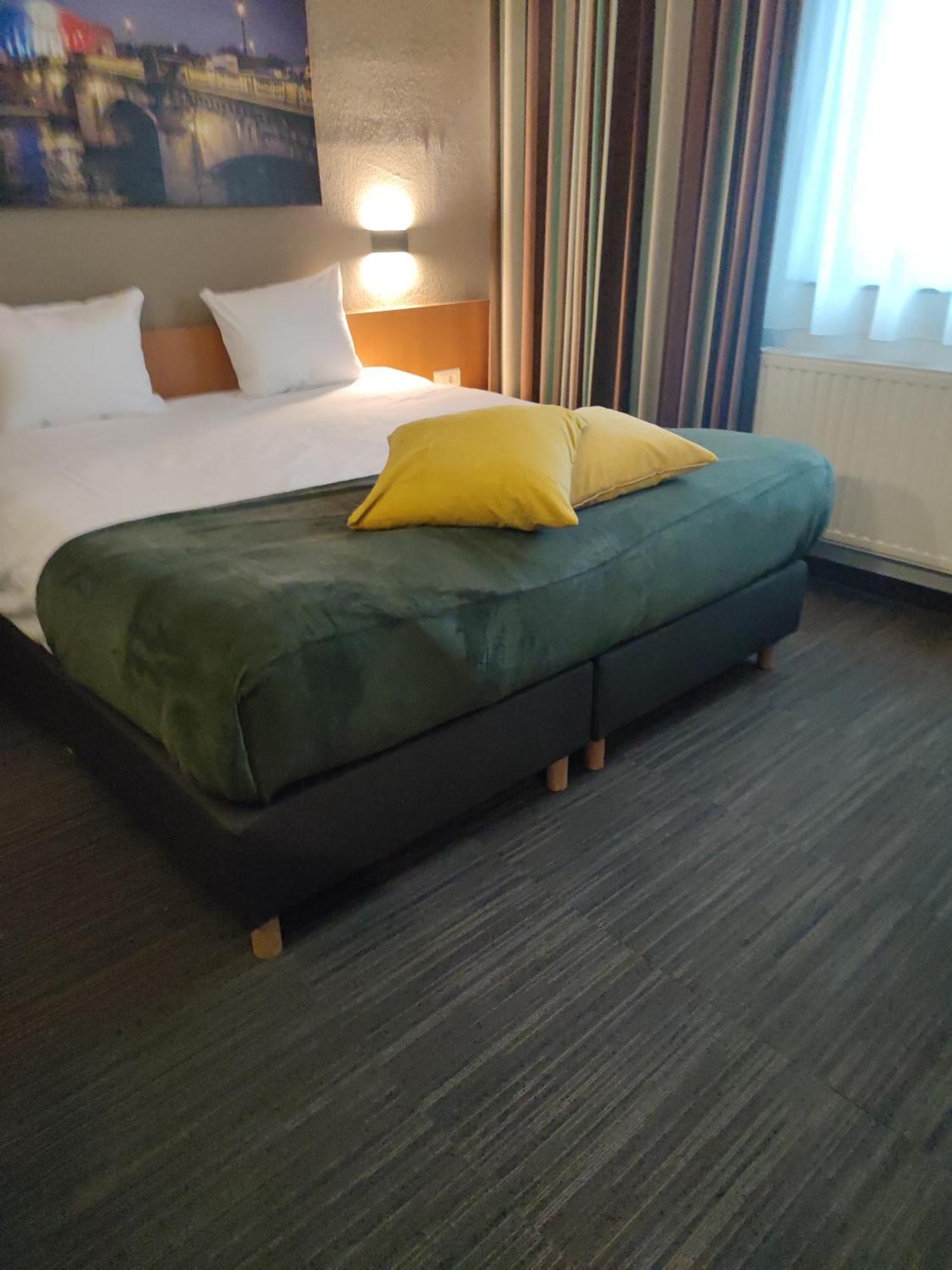 Hobbit Hotel Brussels Airport Zaventem Extérieur photo