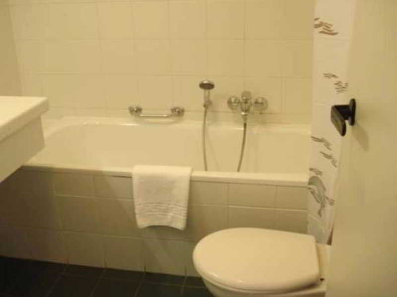 Hobbit Hotel Brussels Airport Zaventem Extérieur photo