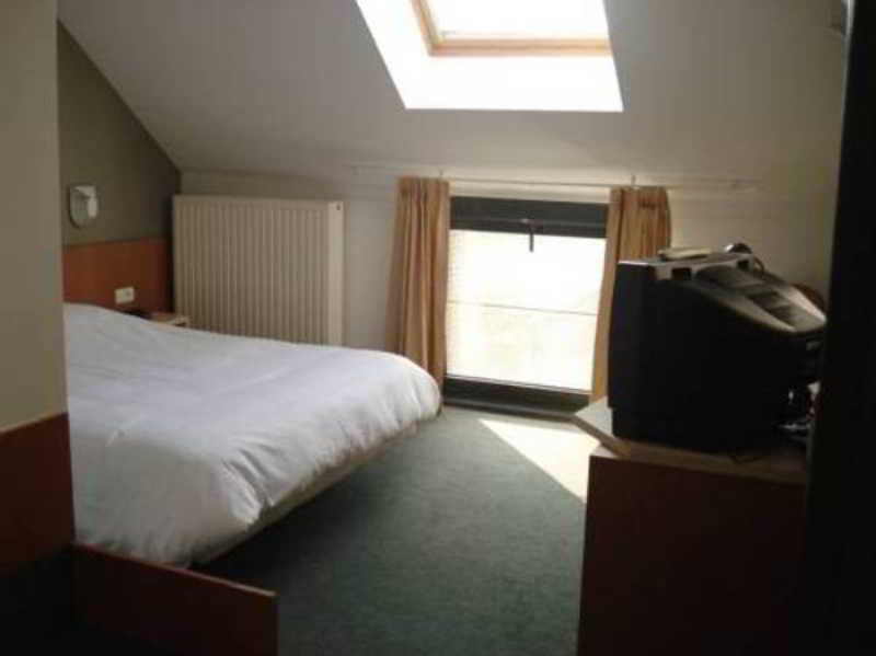 Hobbit Hotel Brussels Airport Zaventem Extérieur photo