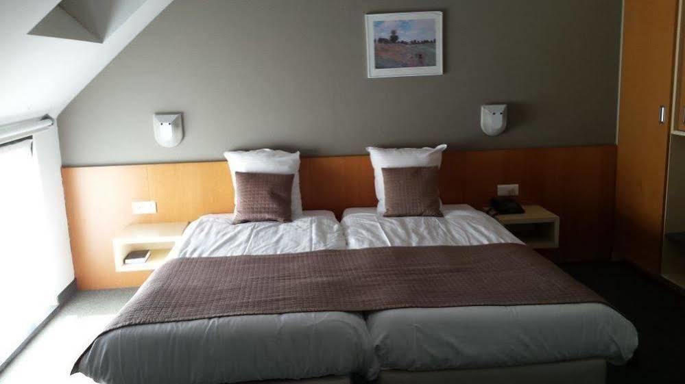 Hobbit Hotel Brussels Airport Zaventem Extérieur photo